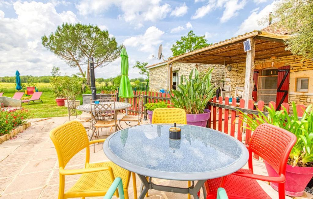 Agréable Chambre privative avec piscine et jacuzzi. Septfonds Exterior foto
